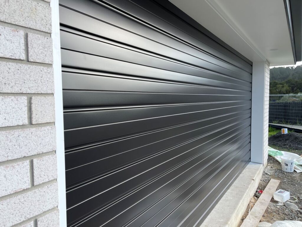 garage roller door in auckland