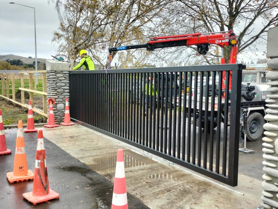 sliding driveway gate Christchurch